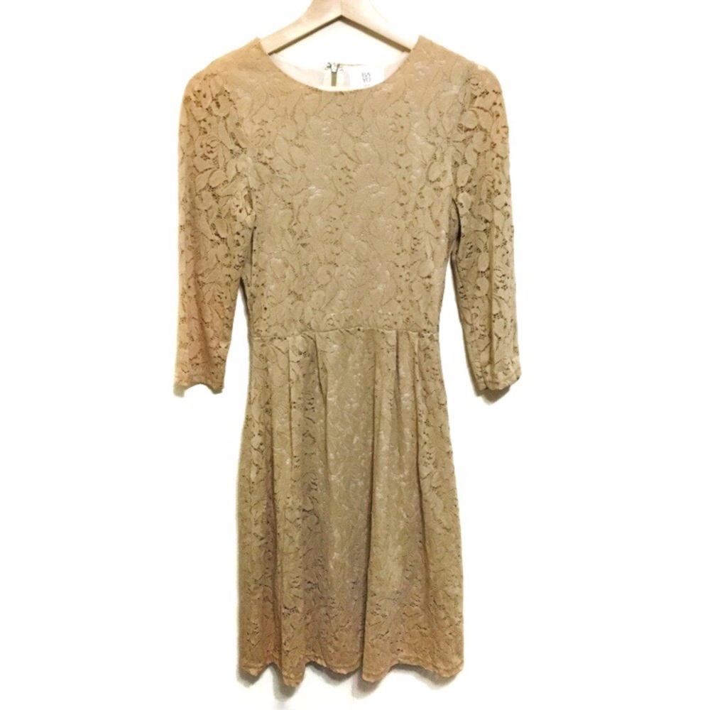 3/$15 Bayo beige lace dress 3/4 sleeves